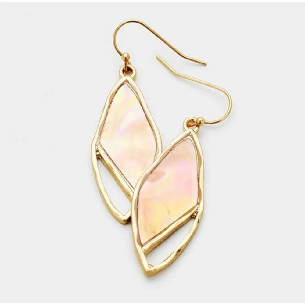 Brand New Womens Boutique Mother of Pearl Gold Geo Metal Dangle Earrings